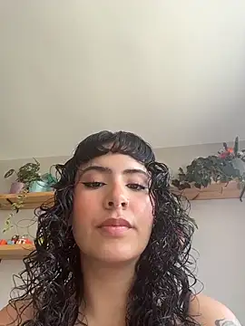 Snapshot of SugarTroubl33 chatting on 04-04-26, 02:23 SugarTroubl33 online show from 04-04-26, 02:23