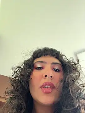 SugarTroubl33 online show from 06-25-26, 02:33