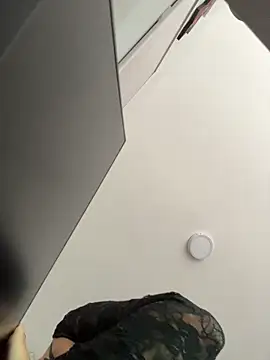 SugarTroubl33 online show from 01-13-26, 01:37