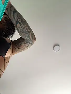 Snapshot of SugarTroubl33 chatting on 02-24-26, 01:45 SugarTroubl33 online show from 02-24-26, 01:45