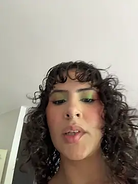 Snapshot of SugarTroubl33 chatting on 01-19-26, 02:10 SugarTroubl33 online show from 01-19-26, 02:10