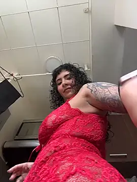 Snapshot of SugarTroubl33 chatting on 03-04-26, 01:52 SugarTroubl33 online show from 03-04-26, 01:52