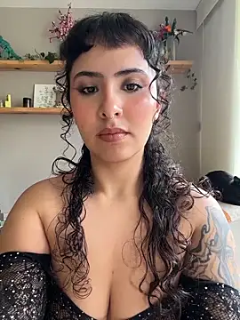 Snapshot of SugarTroubl33 chatting on 03-06-26, 02:12 SugarTroubl33 online show from 03-06-26, 02:12