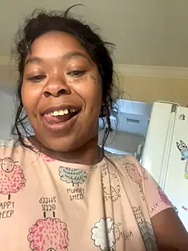 Snapshot of diimplezduhh chatting on 10-27-25, 09:49 diimplezduhh online show from 10-27-25, 09:49