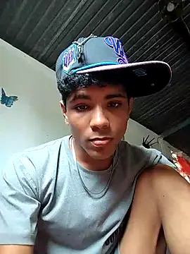 Snapshot of Alex_Sweeting chatting on 02-11-26, 07:03 Alex Sweeting online show from 02-11-26, 07:03