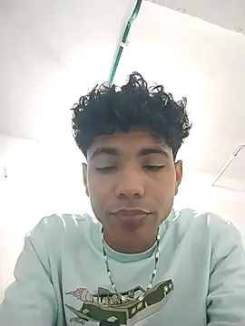 Snapshot of Alex_Sweeting chatting on 03-23-26, 05:18 Alex Sweeting online show from 03-23-26, 05:18