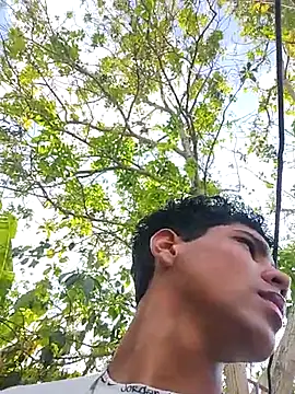 Snapshot of Alex_Sweeting chatting on 02-03-26, 07:41 Alex Sweeting online show from 02-03-26, 07:41