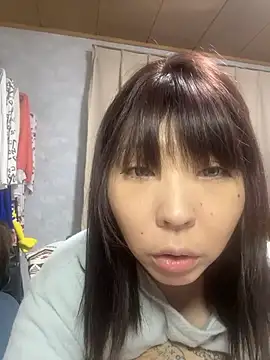 Snapshot of ryo-japan chatting on 10-30-25, 03:31 ryo-japan online show from 10-30-25, 03:31