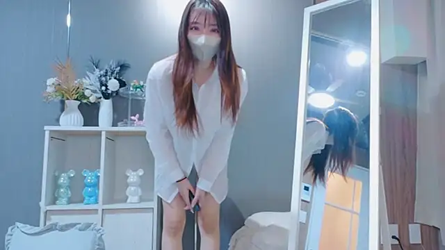 Sana-jpn online show from 02-13-26, 05:18