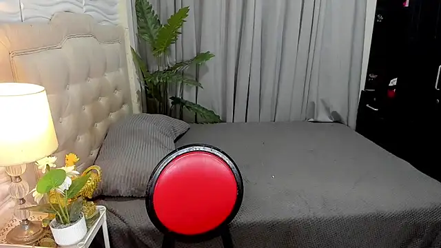 UnforgetableAsianCock online show from 02-17-26, 10:40