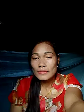 Snapshot of doggy-00 chatting on 10-28-25, 12:22 doggy-00 online show from 10-28-25, 12:22