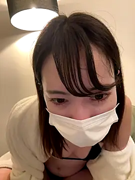 Snapshot of JUAchan chatting on 10-27-25, 03:35 JUAchan online show from 10-27-25, 03:35