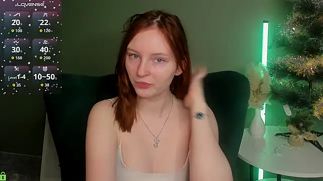 Snapshot of AngelWisee chatting on 01-06-26, 05:11 AngelWisee online show from 01-06-26, 05:11