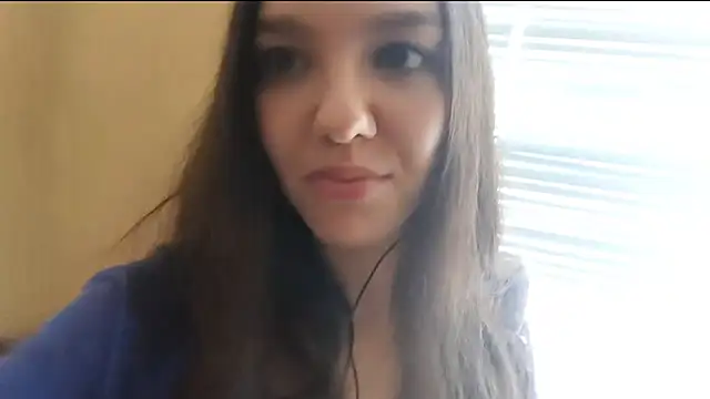 Snapshot of Kimixoo chatting on 10-28-25, 10:47 Kimixoo online show from 10-28-25, 10:47