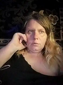 Lana-murr online show from 04-15-26, 06:12