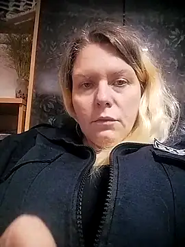 Lana-murr online show from 11-09-25, 06:50