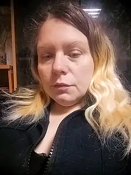 Lana-murr online show from 03-22-26, 06:26