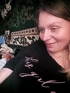 Lana-murr online show from 12-22-25, 08:25