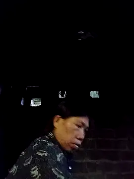 bella-la online show from 12-04-25, 09:41