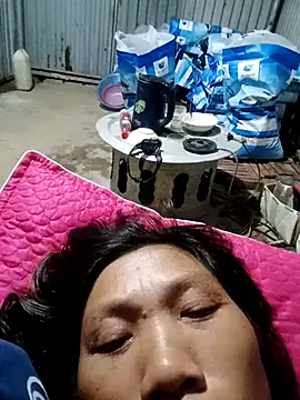 bella-la online show from 11-24-25, 12:27