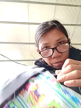 bella-la online show from 12-14-25, 08:09