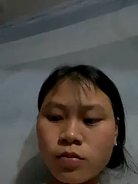 Sophia-123 online show from 10-28-25, 04:39