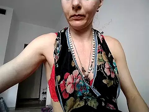 Snapshot of Anneta280671 chatting on 07-21-26, 07:31 Anneta280671 online show from 07-21-26, 07:31