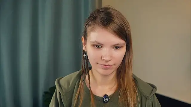 YoshieGradney online show from 10-28-25, 08:24