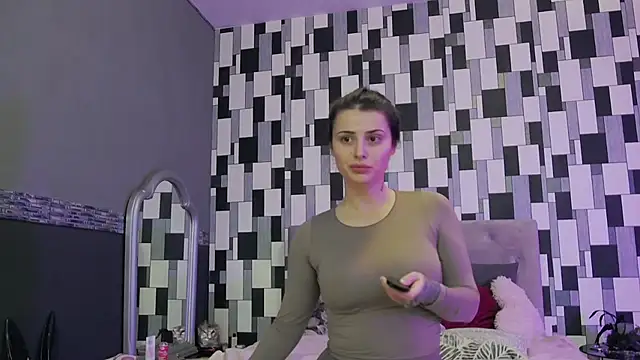 venusinylons online show from 11-12-25, 10:19