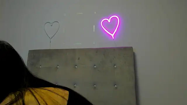 Snapshot of brianaflynt chatting on 02-19-26, 07:44 brianaflynt online show from 02-19-26, 07:44