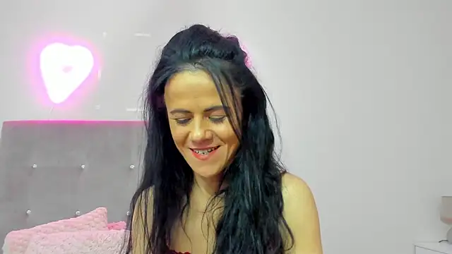 Snapshot of brianaflynt chatting on 02-28-26, 07:35 brianaflynt online show from 02-28-26, 07:35