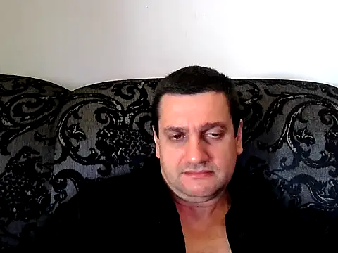 Snapshot of Alex-Naturista chatting on 05-18-26, 01:38 Alex-Naturista online show from 05-18-26, 01:38