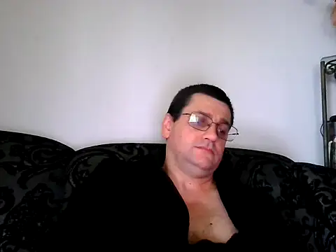 Snapshot of Alex-Naturista chatting on 05-23-26, 07:13 Alex-Naturista online show from 05-23-26, 07:13