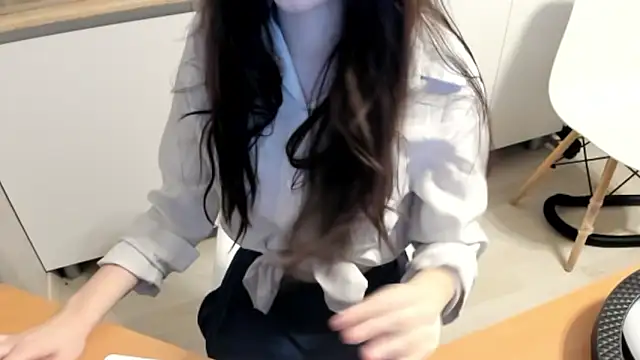 britneyramers online show from 10-29-25, 06:29