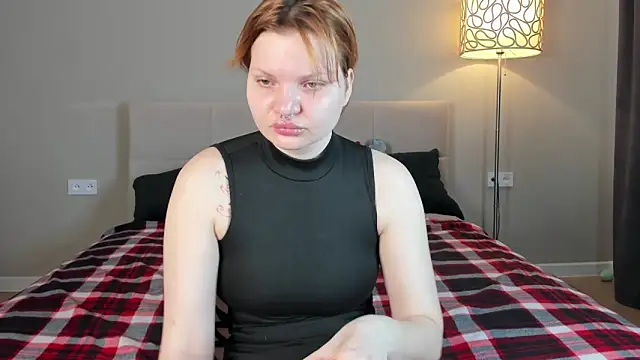 babyyullii online show from 04-10-26, 01:34