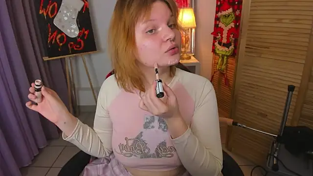 babyyullii online show from 12-14-25, 08:31