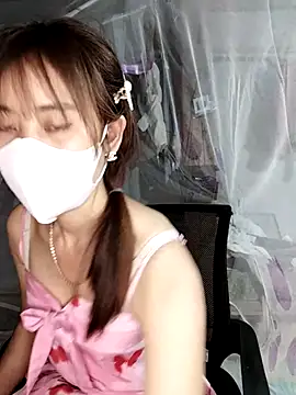 Em xinh01 online show from 03-20-26, 12:50