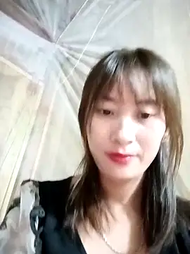 Snapshot of Em_xinh01 chatting on 10-29-25, 08:46 Em xinh01 online show from 10-29-25, 08:46