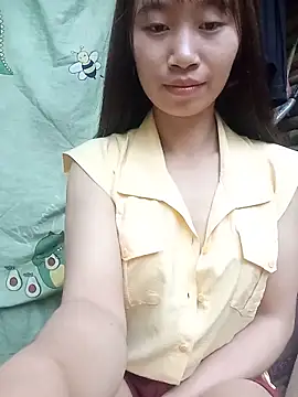 Snapshot of Linh_sexy98 chatting on 05-15-26, 11:25 Linh sexy98 online show from 05-15-26, 11:25