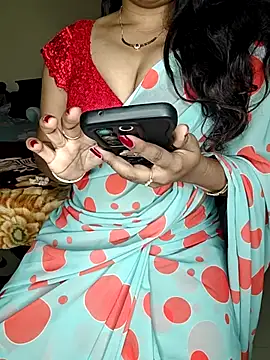 shreyareddy99 online show from 04-14-26, 04:56