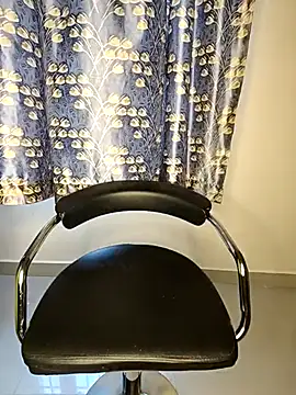 shreyareddy99 online show from 04-24-26, 07:32