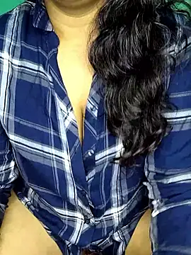 shreyareddy99 online show from 01-09-26, 04:03