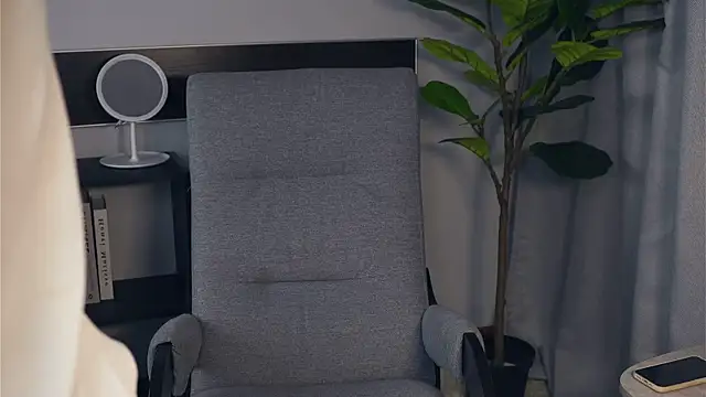 RacquelSookoo online show from 10-28-25, 09:19