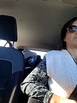 Snapshot of Piediniecollant chatting on 11-06-25, 11:03 Piediniecollant online show from 11-06-25, 11:03