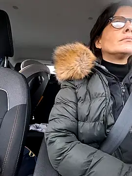 Snapshot of Piediniecollant chatting on 01-15-26, 11:02 Piediniecollant online show from 01-15-26, 11:02