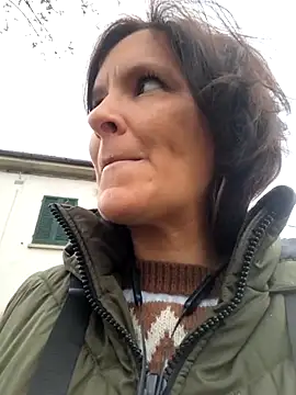 Piediniecollant online show from 02-14-26, 07:19