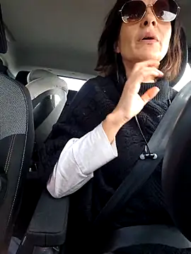 Snapshot of Piediniecollant chatting on 11-12-25, 11:03 Piediniecollant online show from 11-12-25, 11:03