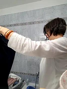 Piediniecollant online show from 04-02-26, 04:52