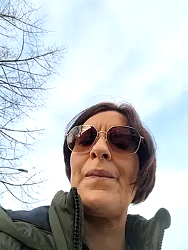 Piediniecollant online show from 03-01-26, 07:19