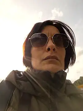 Piediniecollant online show from 03-14-26, 01:06